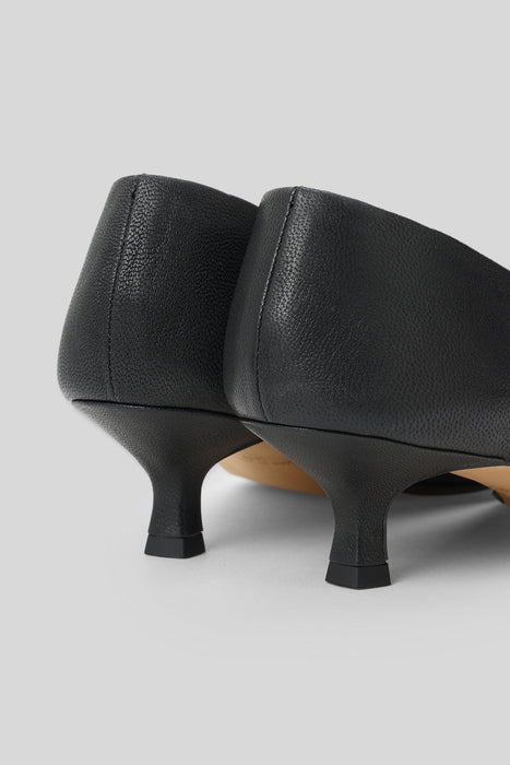 Cover Pump_Black