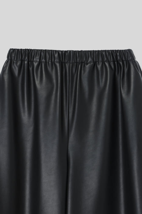 Synthetic Leather Wide Trousers_Black