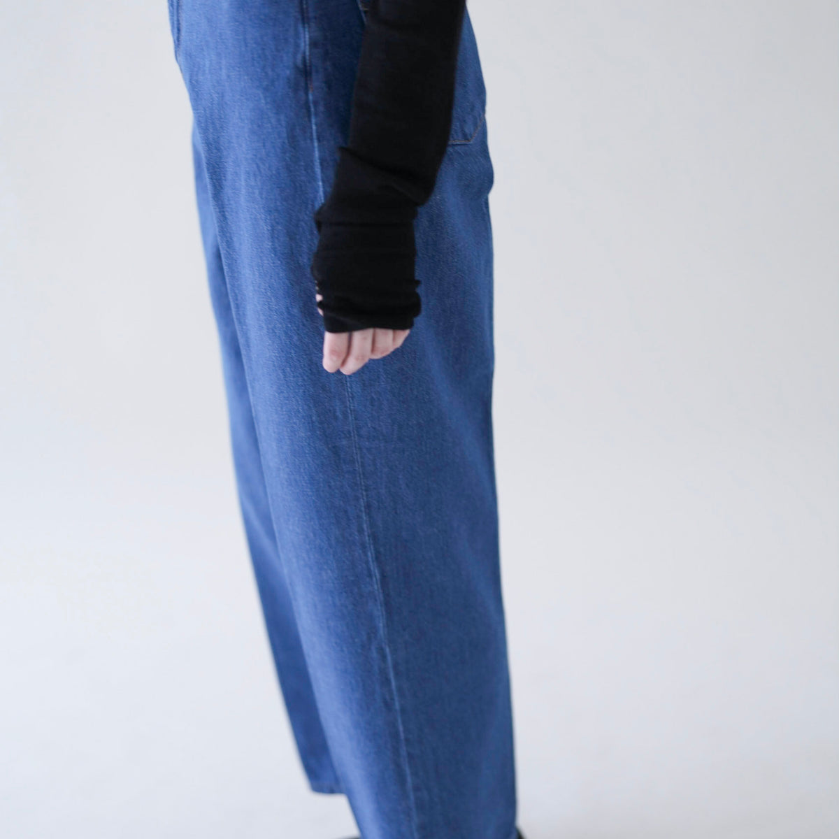 IIROT イロット IND Tapered Jeans 24股上32cm