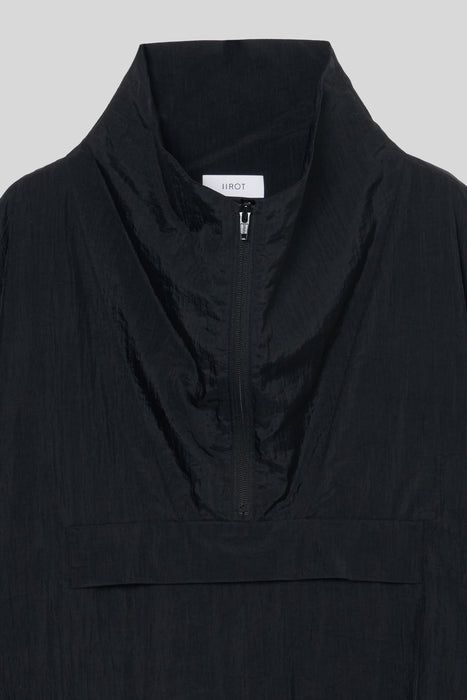 Light Nylon Half Zip P/O_Black