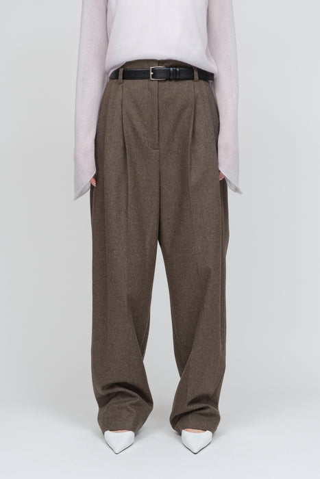 Flannel tuck Trouser