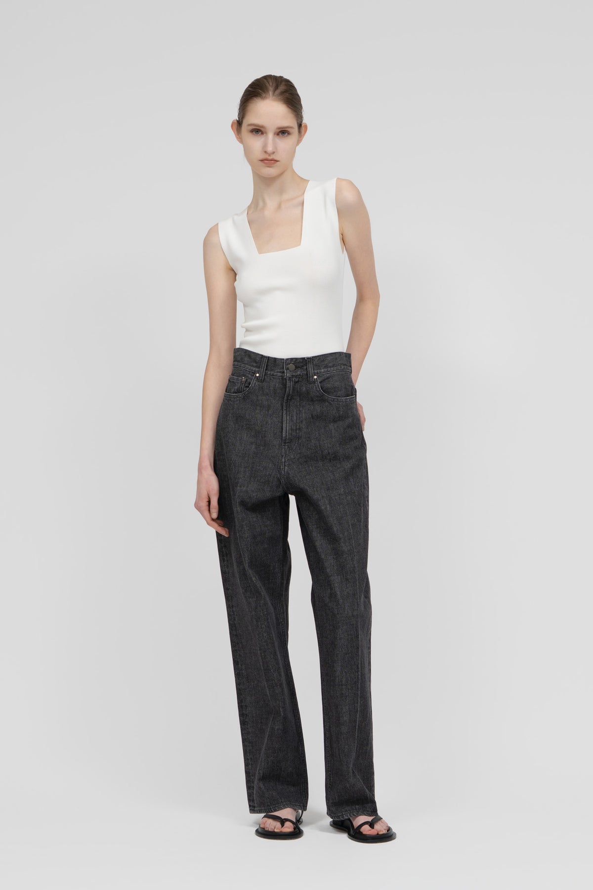 Tapered Jeans_Black– IIROT