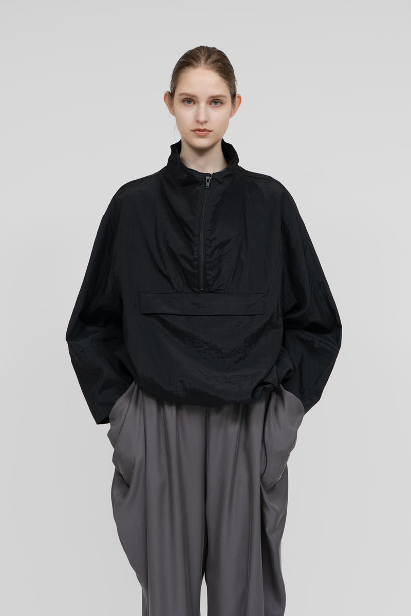 Light Nylon Half Zip P/O_Black– IIROT
