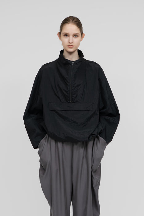 Light Nylon Half Zip P/O_Black