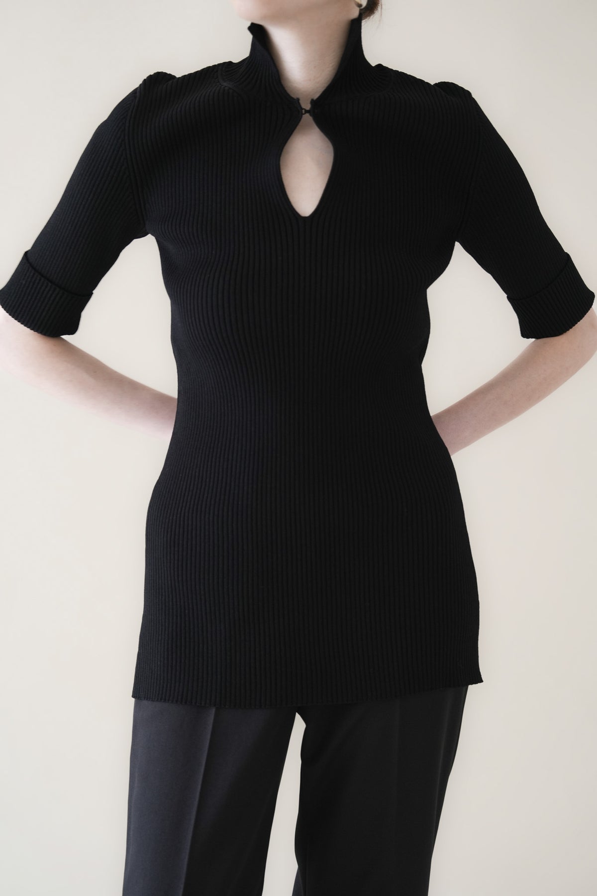 Ribbed Stand Knit_Black– IIROT